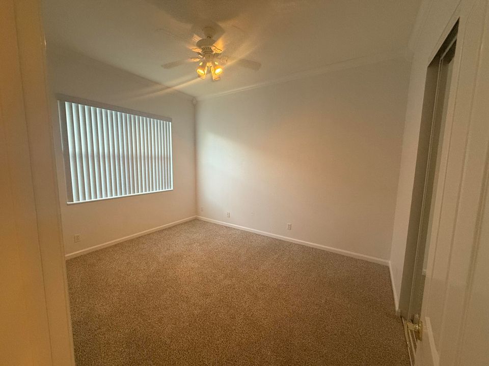 Active With Contract: $3,400 (3 beds, 2 baths, 2018 Square Feet)