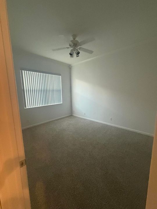 Active With Contract: $3,400 (3 beds, 2 baths, 2018 Square Feet)