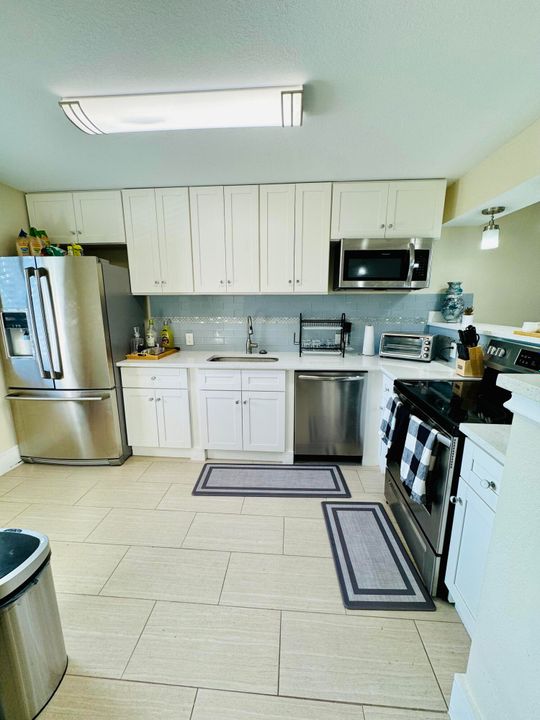 For Sale: $205,000 (2 beds, 2 baths, 1265 Square Feet)