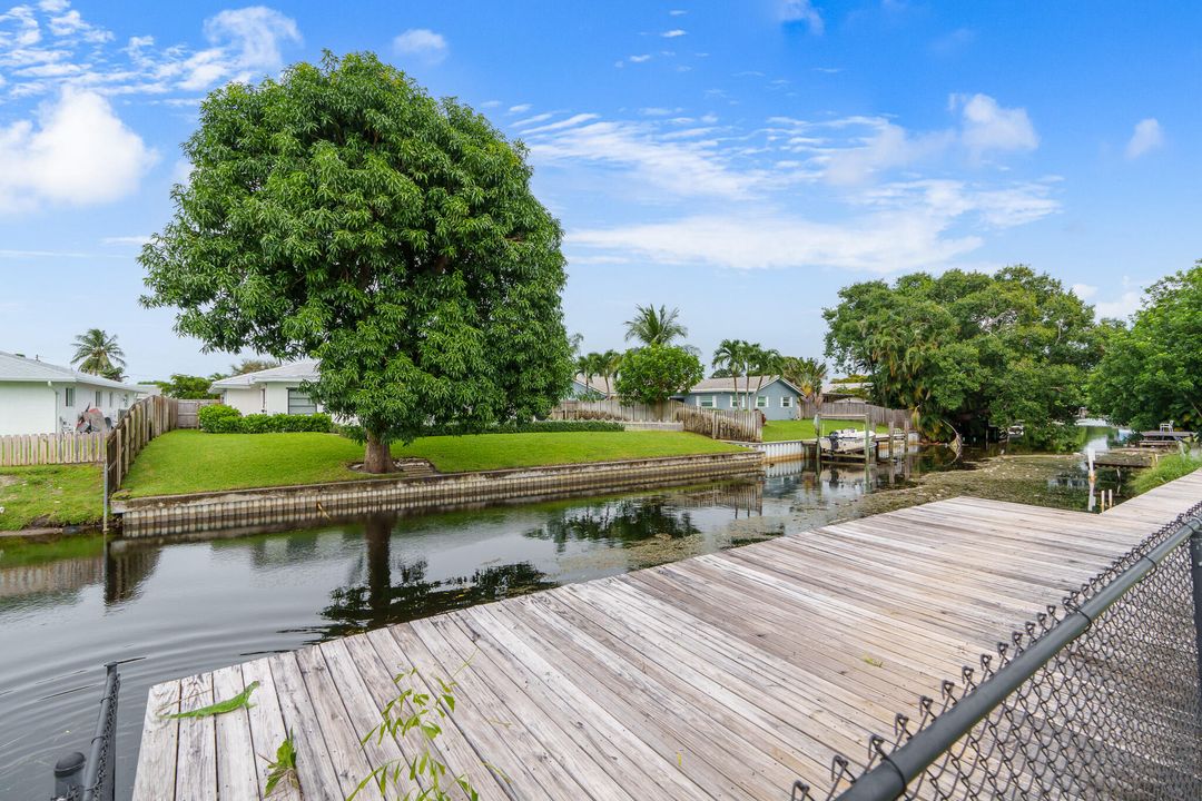 For Sale: $610,000 (3 beds, 2 baths, 1882 Square Feet)