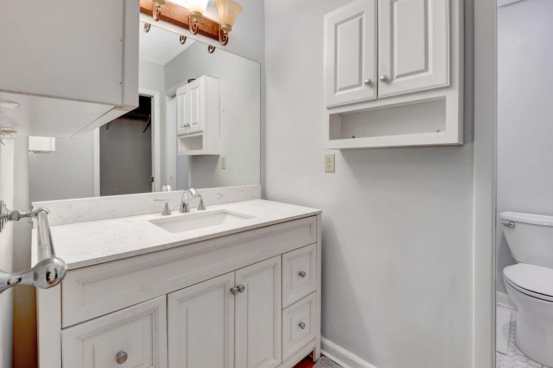 For Sale: $479,000 (2 beds, 2 baths, 1702 Square Feet)