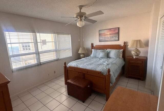 For Rent: $3,000 (2 beds, 2 baths, 904 Square Feet)