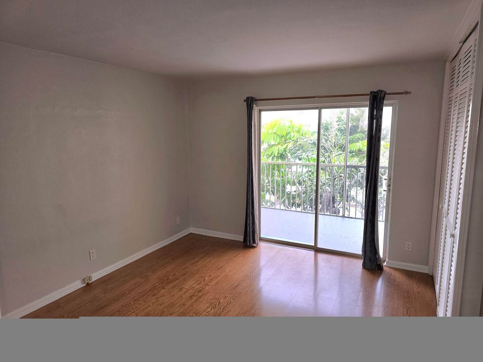 For Rent: $1,695 (1 beds, 1 baths, 600 Square Feet)