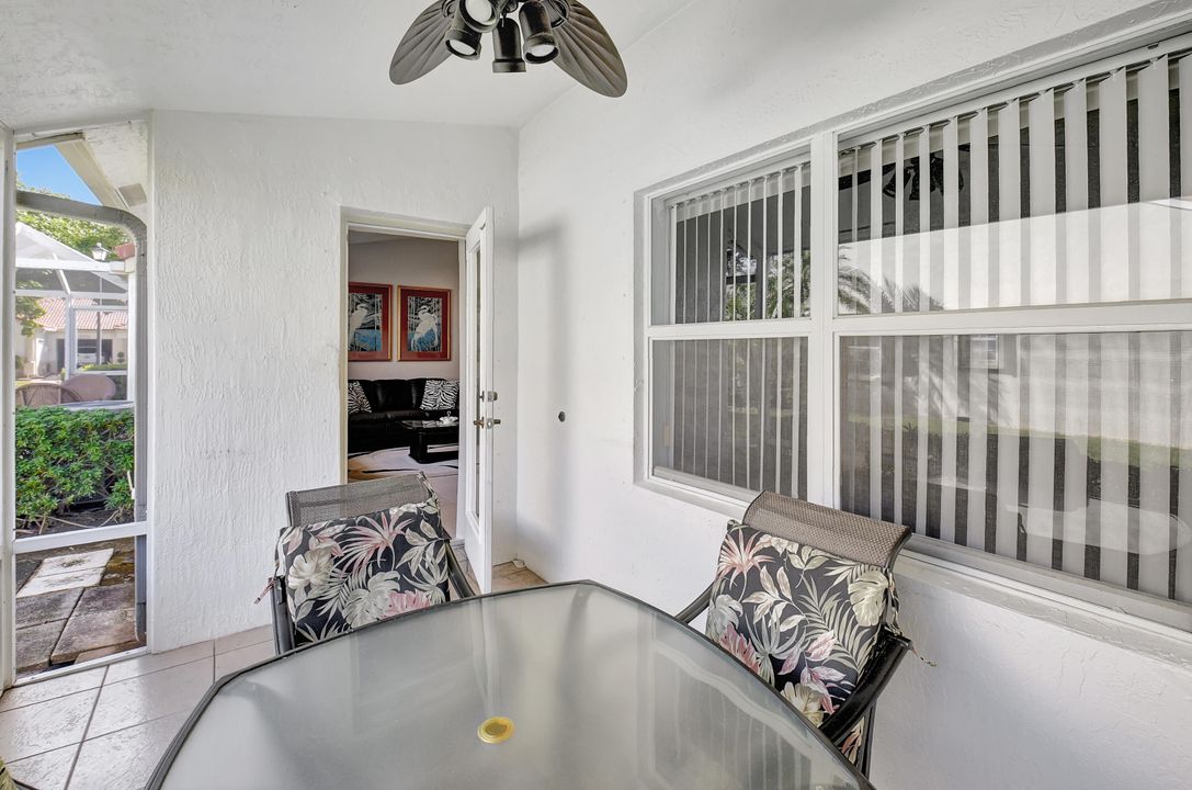 For Sale: $359,000 (2 beds, 2 baths, 1378 Square Feet)