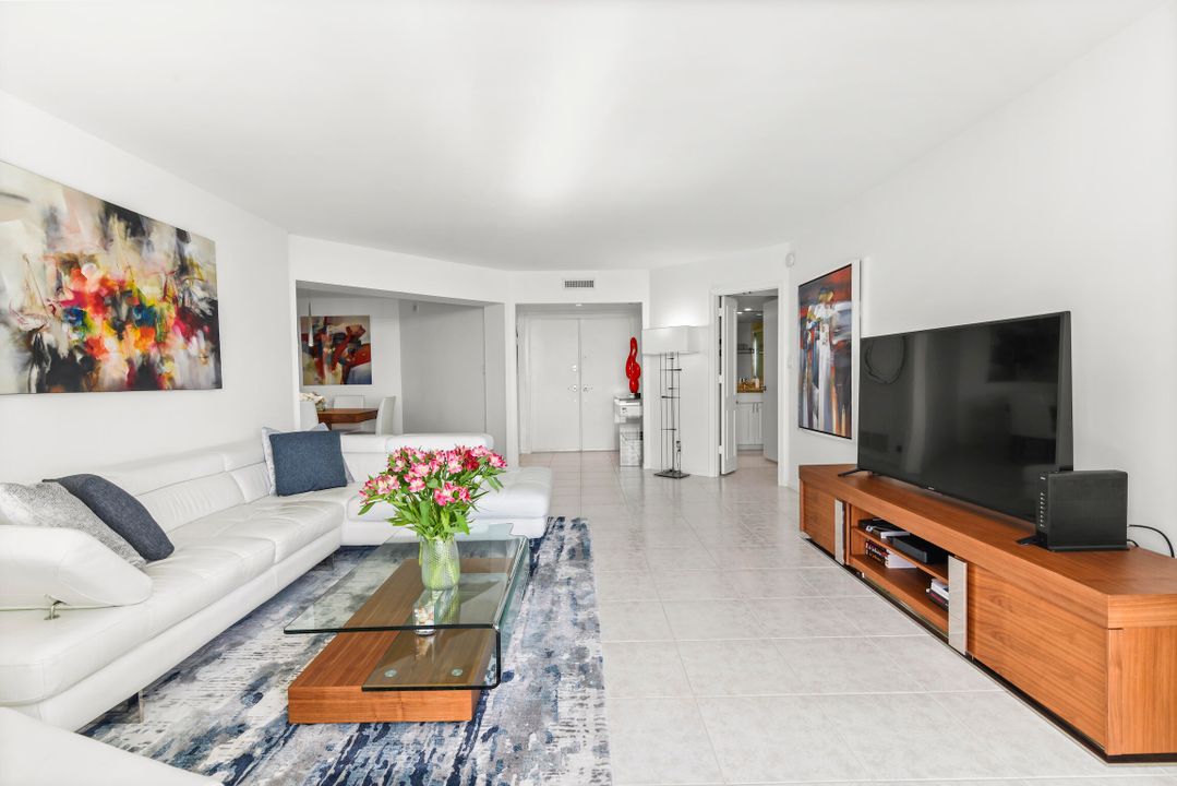 For Sale: $1,550,000 (2 beds, 2 baths, 1448 Square Feet)