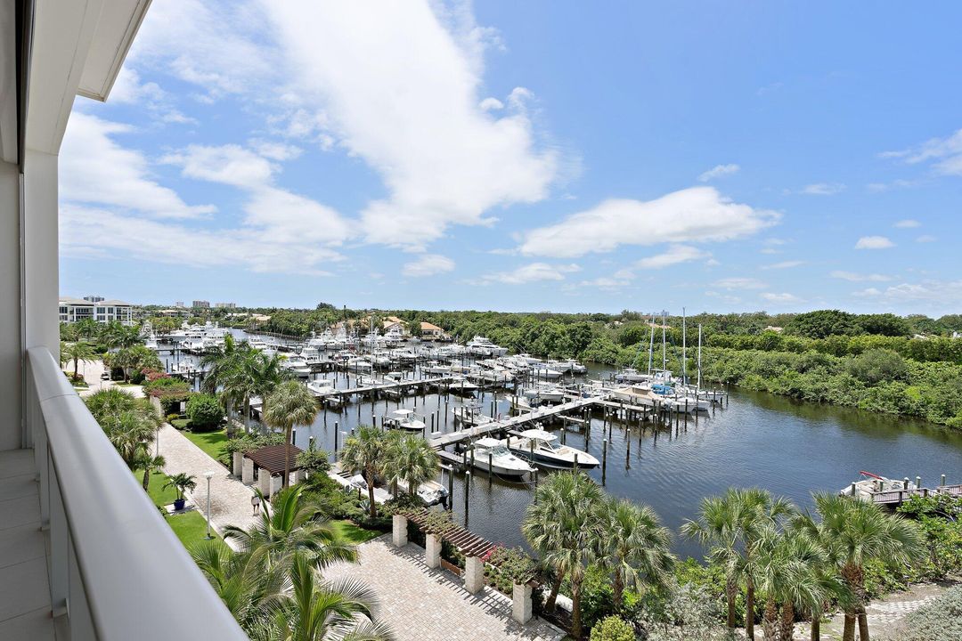 For Sale: $3,500,000 (3 beds, 3 baths, 2759 Square Feet)