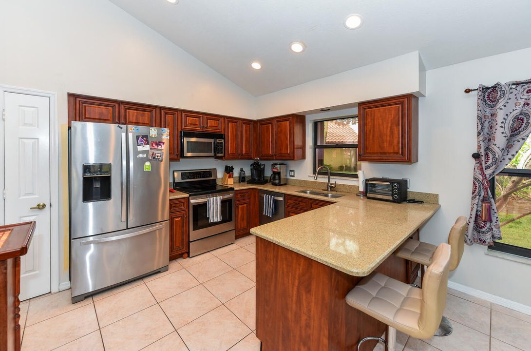 For Sale: $479,000 (3 beds, 2 baths, 2142 Square Feet)