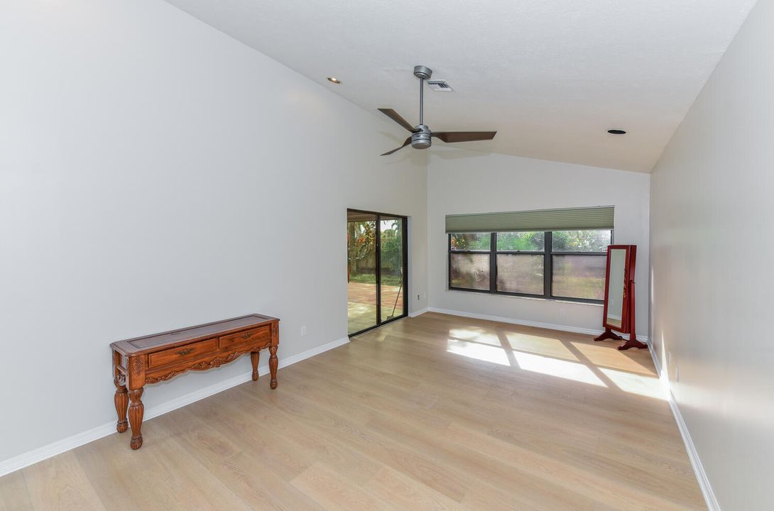 For Sale: $479,000 (3 beds, 2 baths, 2142 Square Feet)