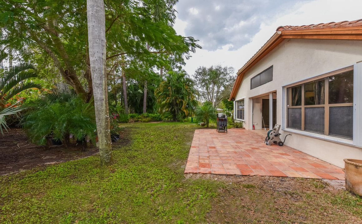 En Venta: $479,000 (3 camas, 2 baños, 2142 Pies cuadrados)