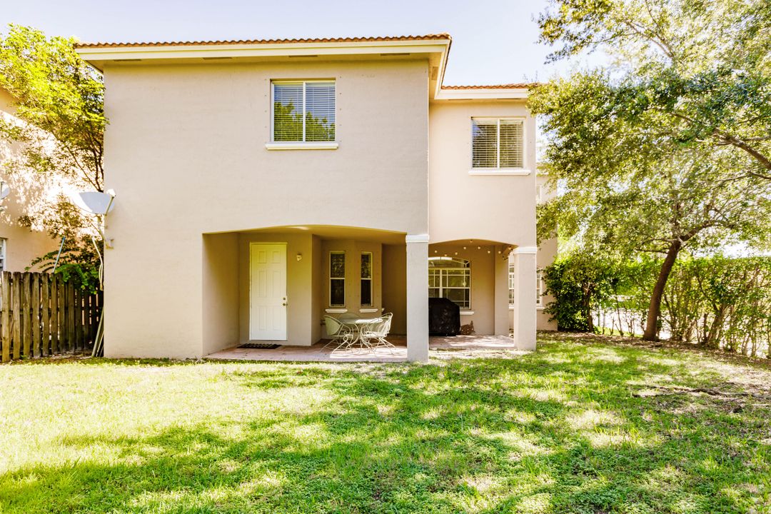 For Sale: $678,000 (3 beds, 2 baths, 2126 Square Feet)