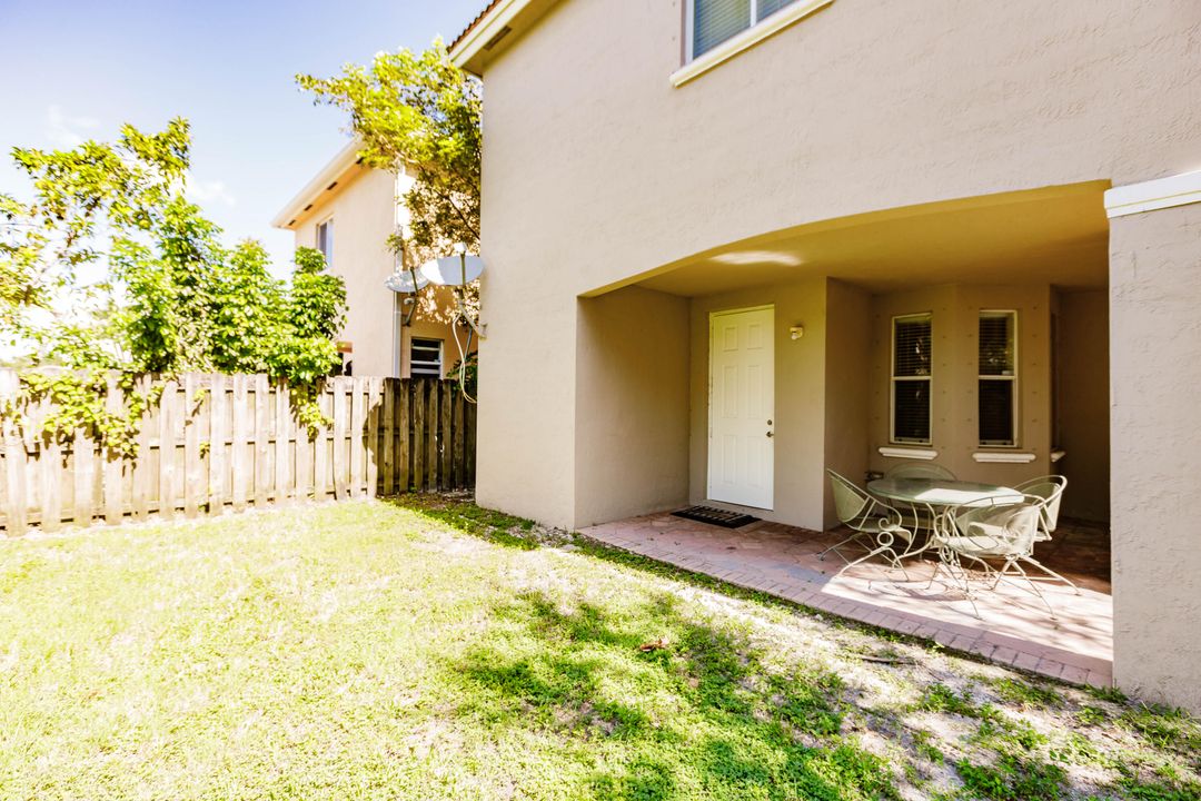 For Sale: $678,000 (3 beds, 2 baths, 2126 Square Feet)