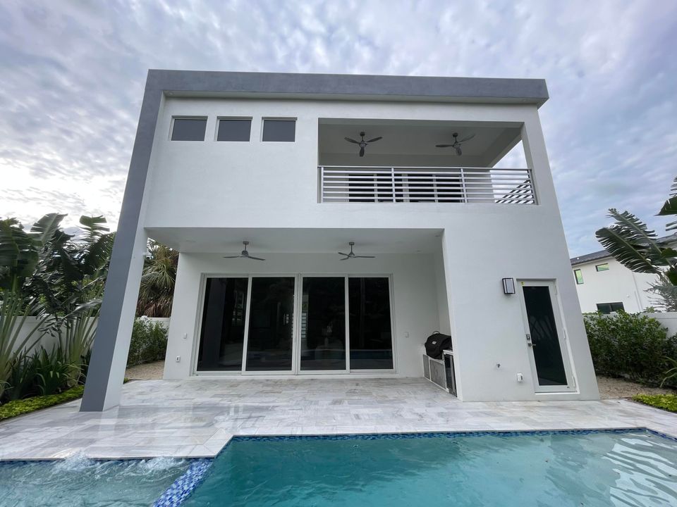 En Venta: $2,995,000 (3 camas, 4 baños, 3800 Pies cuadrados)