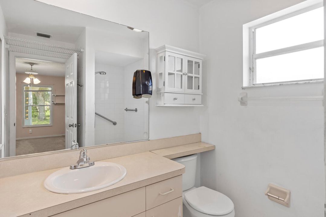 For Sale: $349,000 (3 beds, 2 baths, 1392 Square Feet)