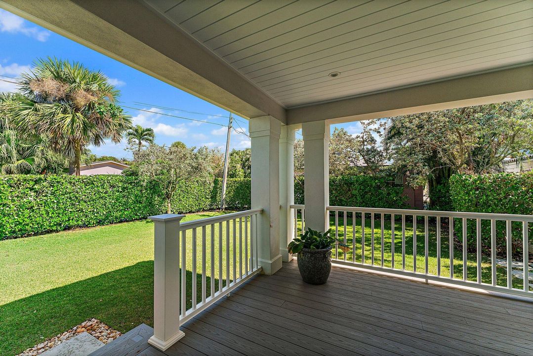 For Sale: $4,450,000 (4 beds, 2 baths, 2275 Square Feet)