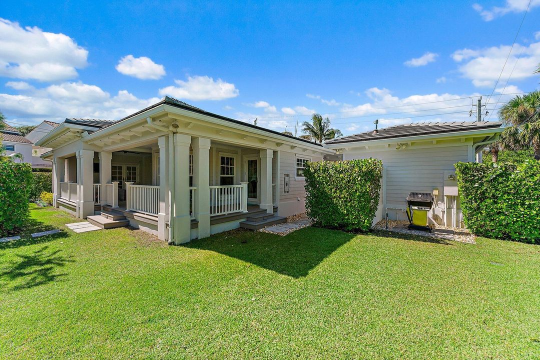 For Sale: $4,450,000 (4 beds, 2 baths, 2275 Square Feet)