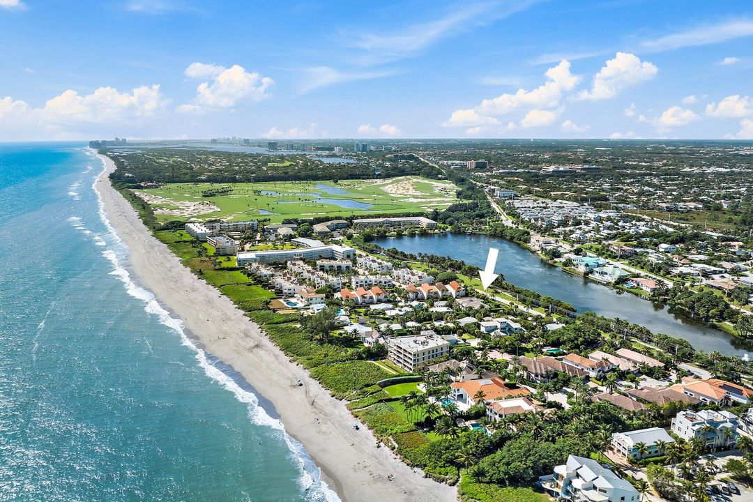 For Sale: $4,450,000 (4 beds, 2 baths, 2275 Square Feet)