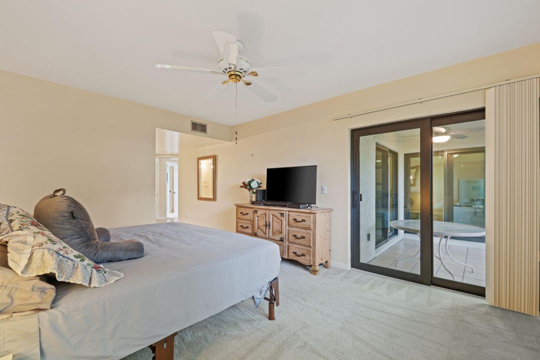 For Sale: $475,000 (2 beds, 2 baths, 1261 Square Feet)