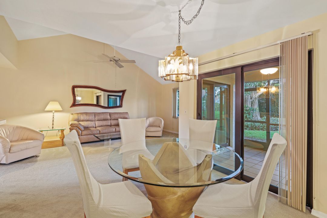 For Sale: $475,000 (2 beds, 2 baths, 1261 Square Feet)