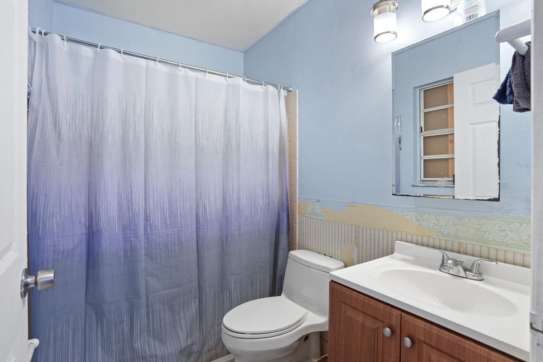 For Sale: $349,900 (2 beds, 2 baths, 1478 Square Feet)