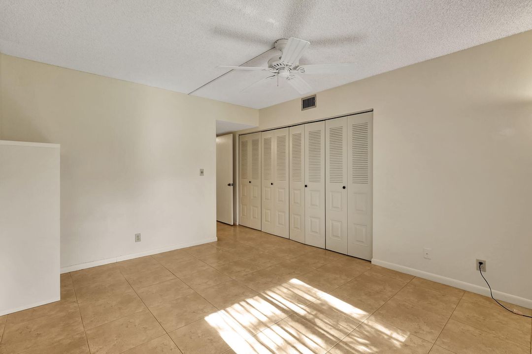 For Rent: $2,500 (2 beds, 2 baths, 1018 Square Feet)