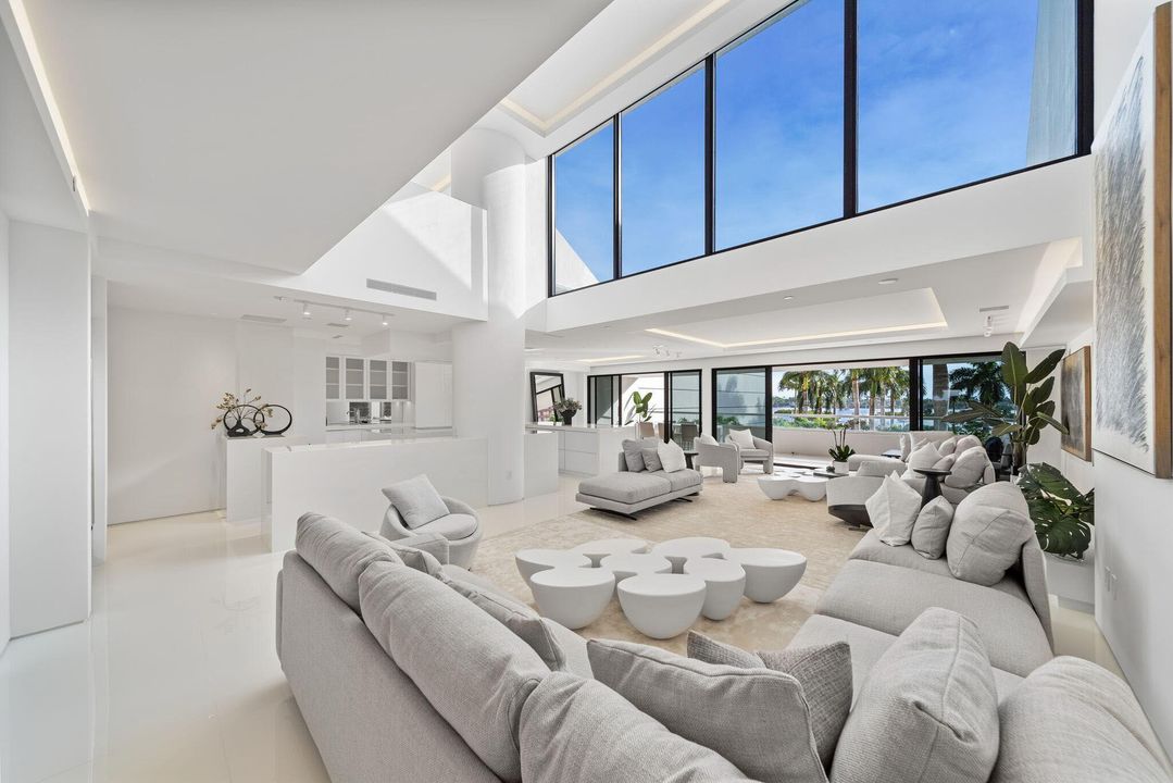 For Sale: $11,500,000 (5 beds, 6 baths, 6461 Square Feet)