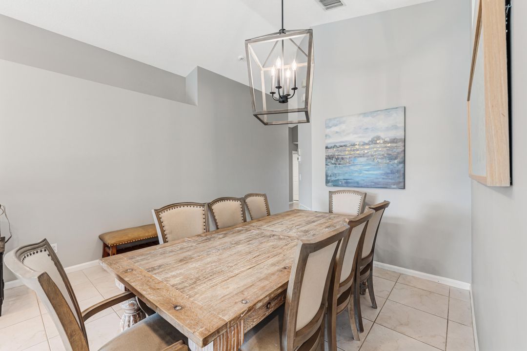 Active With Contract: $5,000 (3 beds, 2 baths, 1662 Square Feet)