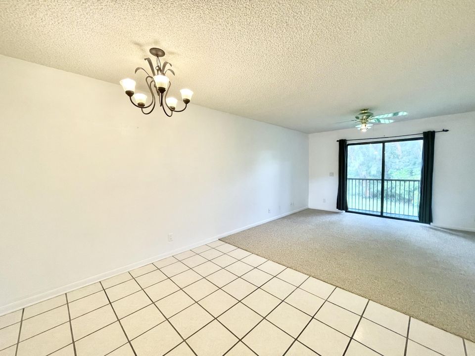 For Rent: $2,100 (2 beds, 2 baths, 858 Square Feet)