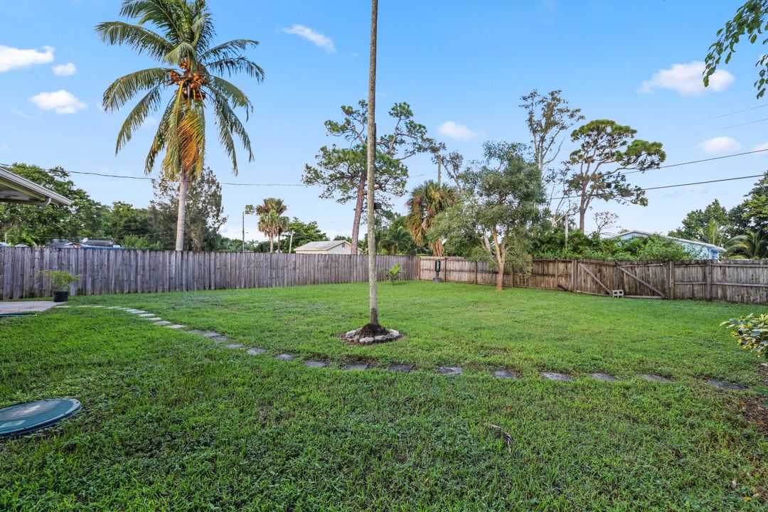 For Sale: $580,000 (3 beds, 2 baths, 1508 Square Feet)