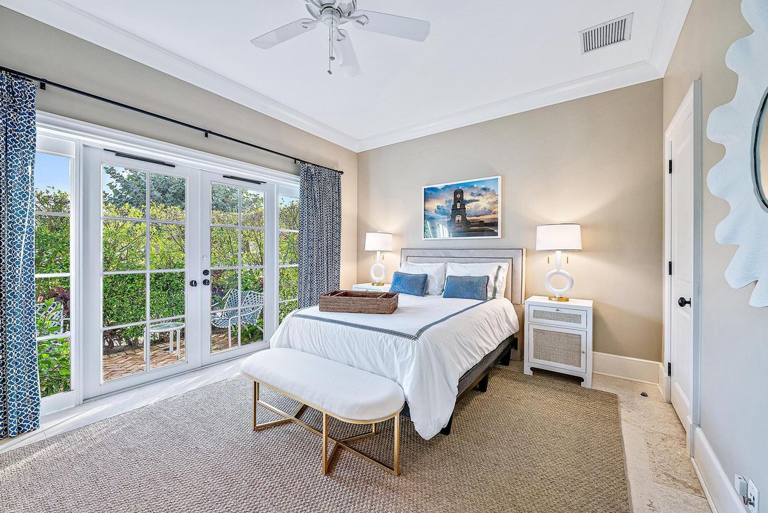 出租: $39,500 (3 贝兹, 3 浴室, 2311 平方英尺)