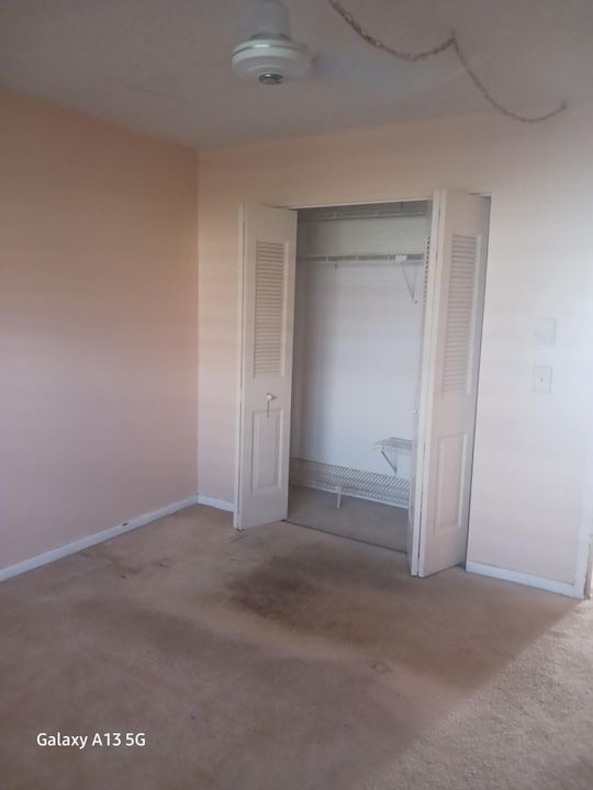 For Sale: $150,000 (2 beds, 1 baths, 814 Square Feet)