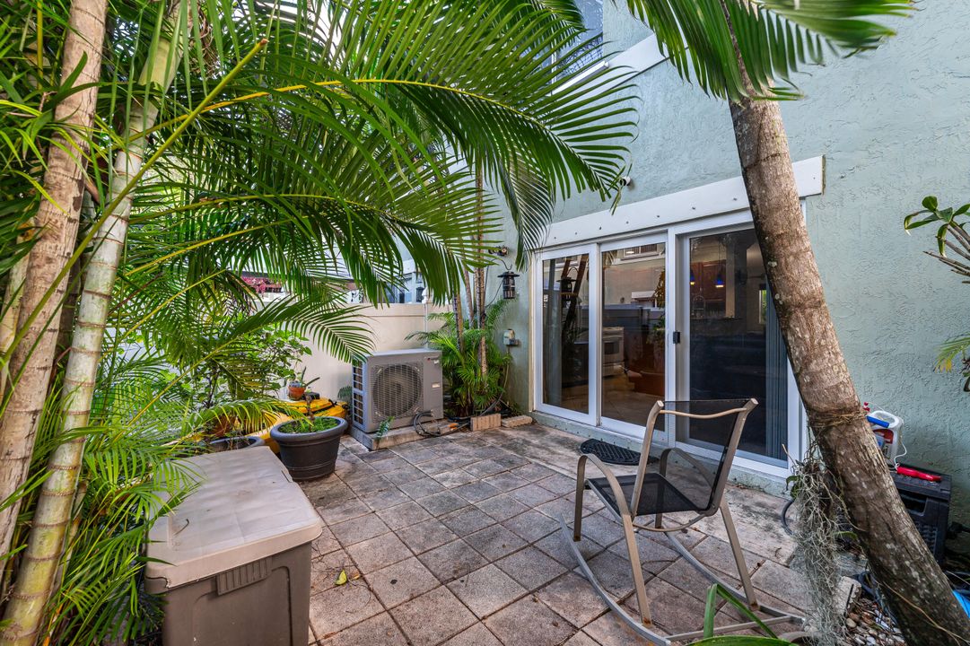 For Sale: $385,000 (2 beds, 2 baths, 1440 Square Feet)