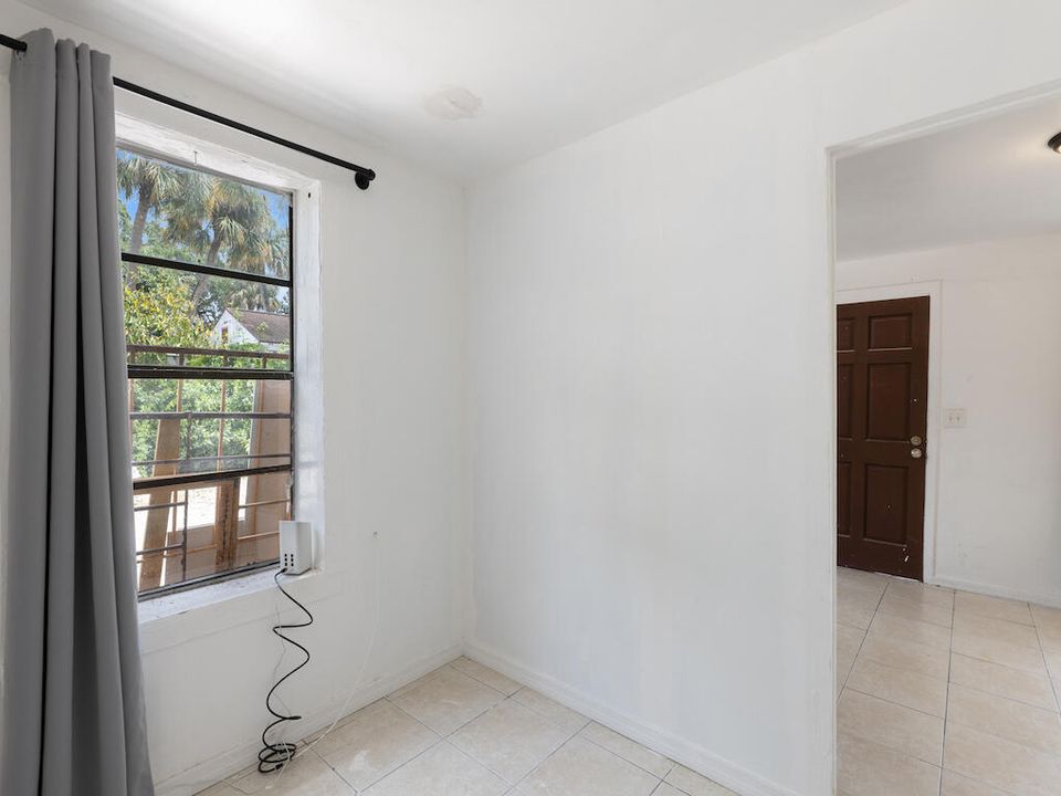 En Venta: $415,000 (0 camas, 0 baños, 1576 Pies cuadrados)