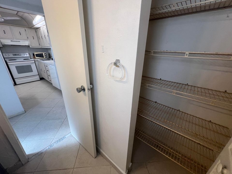 En Venta: $95,000 (1 camas, 1 baños, 758 Pies cuadrados)