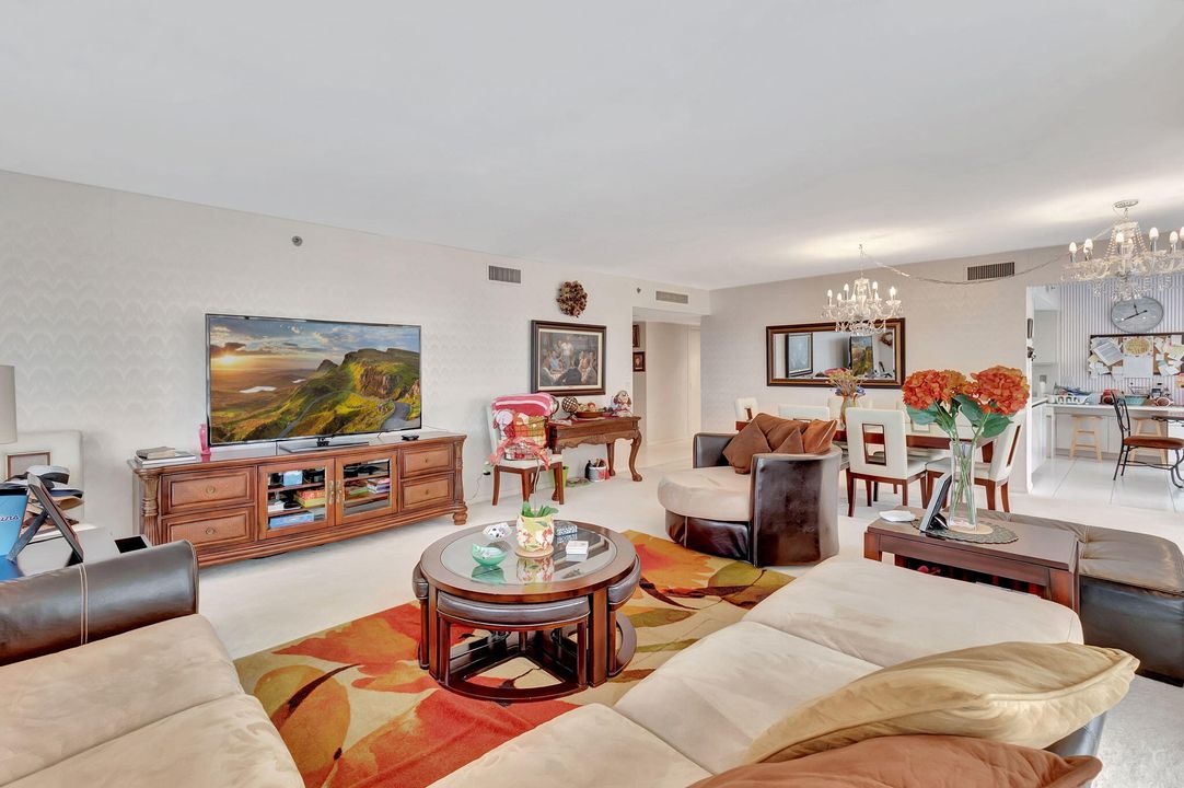 For Sale: $2,500,000 (3 beds, 4 baths, 2552 Square Feet)