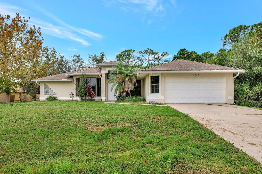 For Sale: $369,900 (3 beds, 2 baths, 1705 Square Feet)