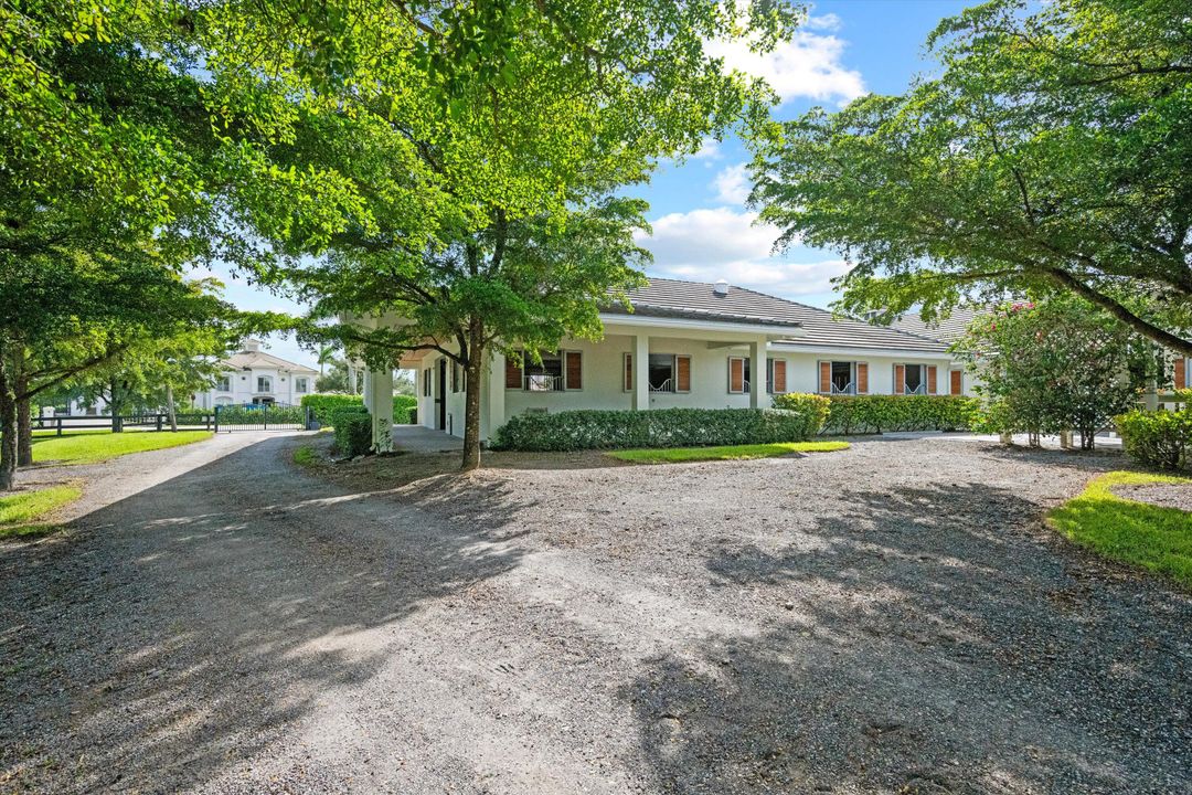 For Sale: $7,500,000 (5 beds, 3 baths, 3781 Square Feet)