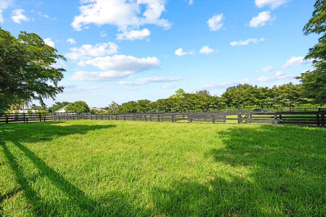 For Sale: $7,500,000 (5 beds, 3 baths, 3781 Square Feet)