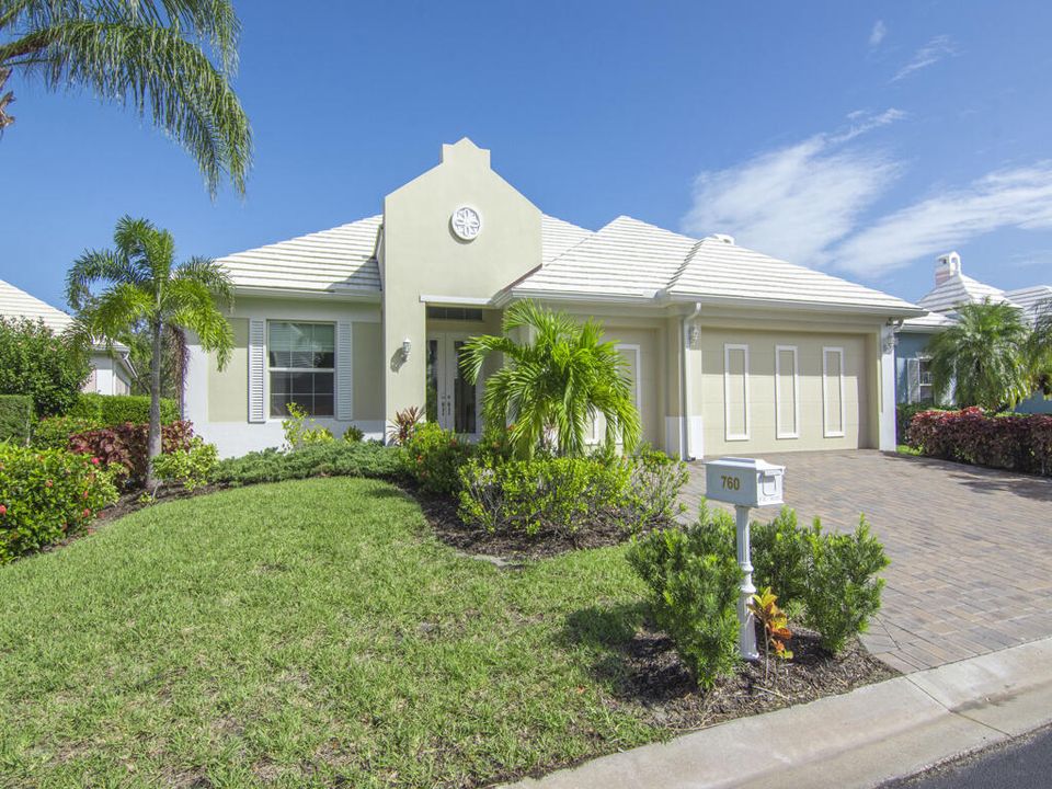 For Sale: $1,525,000 (3 beds, 3 baths, 2635 Square Feet)