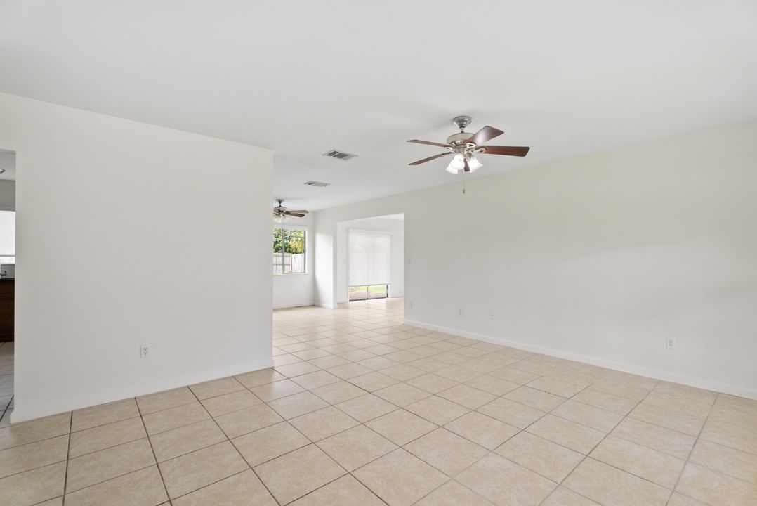 For Sale: $359,990 (3 beds, 2 baths, 1344 Square Feet)