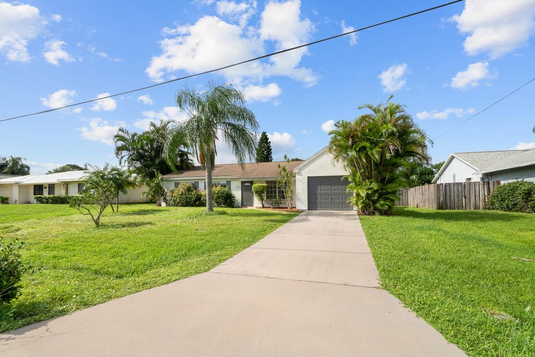 For Sale: $359,990 (3 beds, 2 baths, 1344 Square Feet)