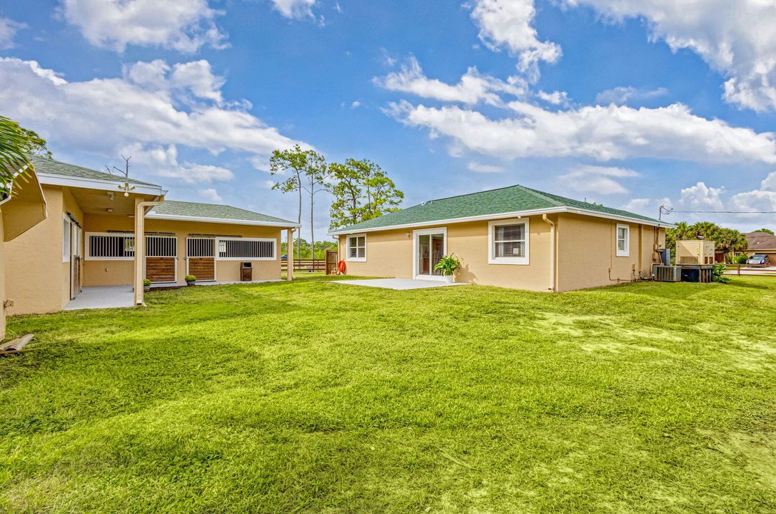 For Sale: $599,000 (3 beds, 2 baths, 1336 Square Feet)