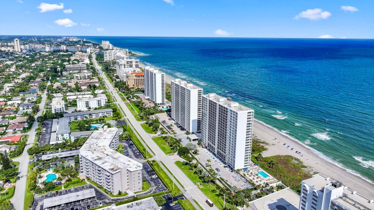 For Sale: $1,795,000 (2 beds, 2 baths, 1425 Square Feet)