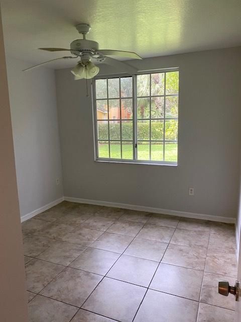 For Rent: $2,650 (3 beds, 2 baths, 1115 Square Feet)