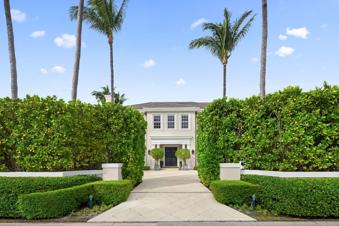 For Sale: $15,750,000 (5 beds, 6 baths, 6043 Square Feet)