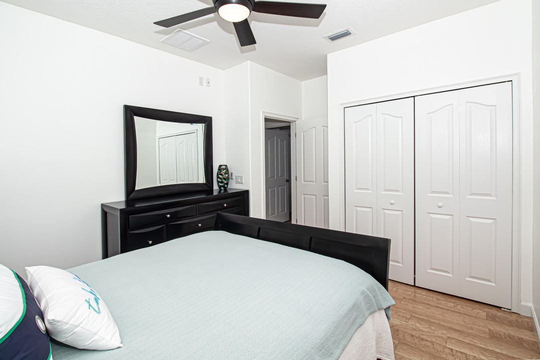 For Sale: $1,300,000 (3 beds, 2 baths, 2584 Square Feet)