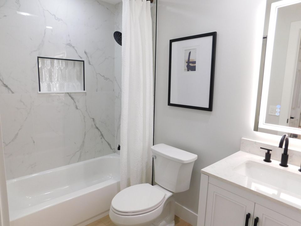 For Sale: $574,900 (2 beds, 2 baths, 1526 Square Feet)