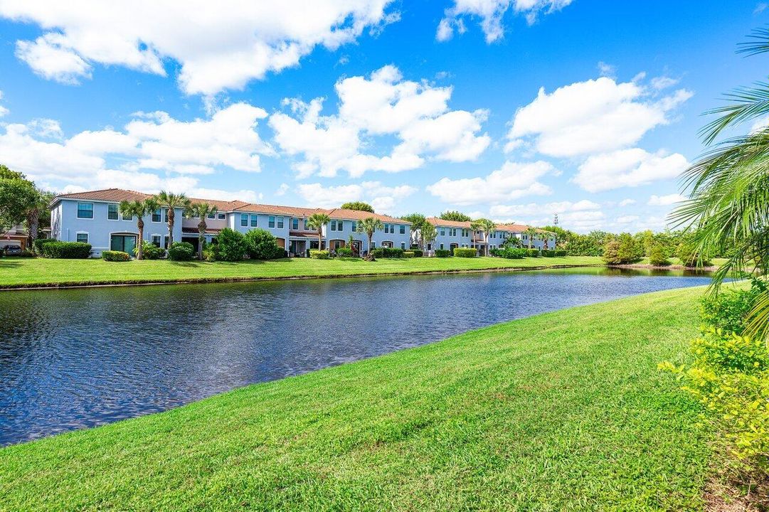 For Sale: $491,500 (3 beds, 2 baths, 1758 Square Feet)