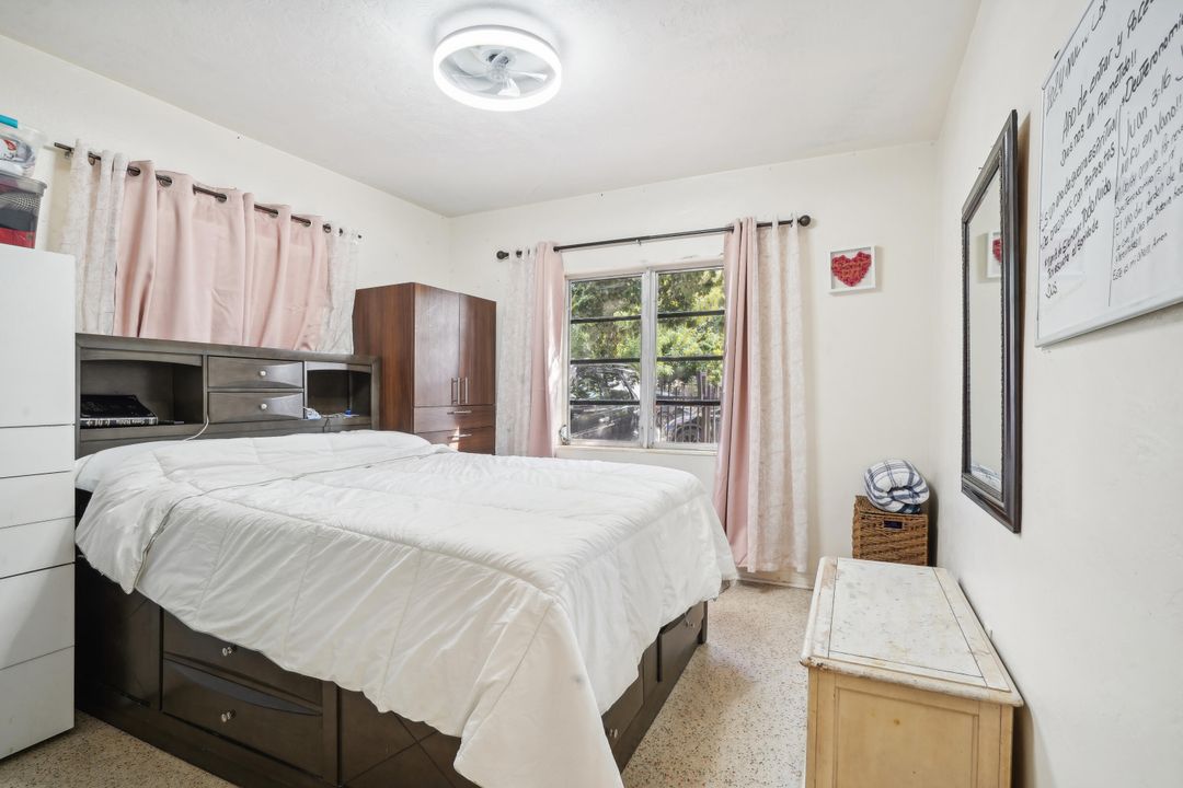 For Sale: $800,000 (0 beds, 0 baths, 4692 Square Feet)