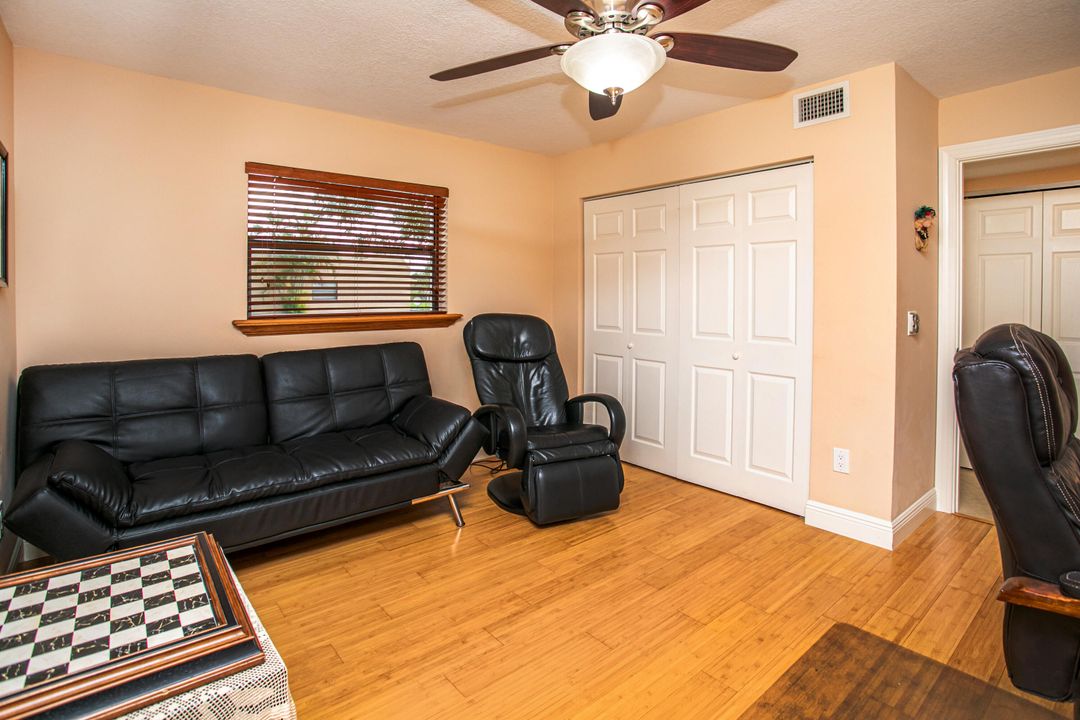 For Sale: $315,000 (2 beds, 2 baths, 1165 Square Feet)