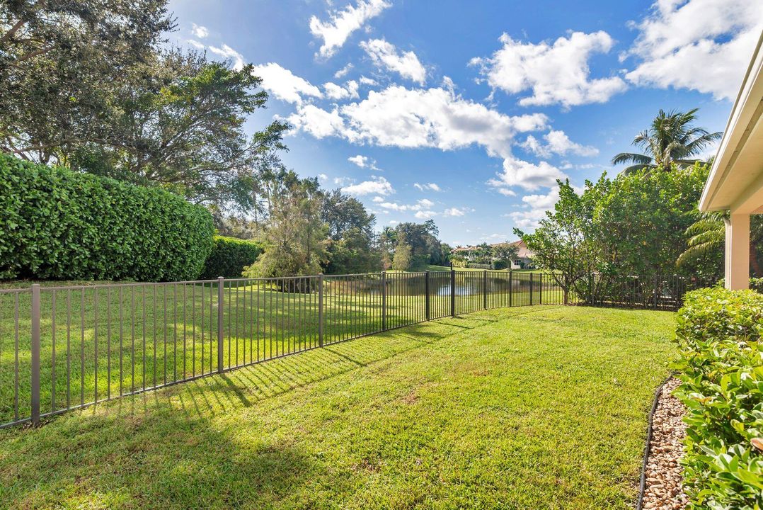 For Sale: $999,000 (3 beds, 2 baths, 2246 Square Feet)